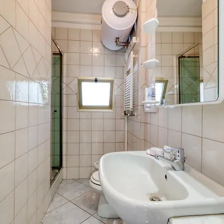 Apartment Imperiale Bilocale With Terrace And Ac - Happy