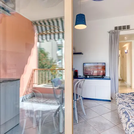 Apartment Imperiale Bilocale With Terrace And Ac - Happy *