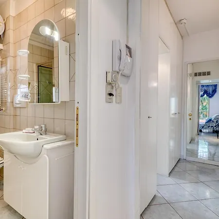 Imperiale Bilocale With Terrace And Ac - Happy