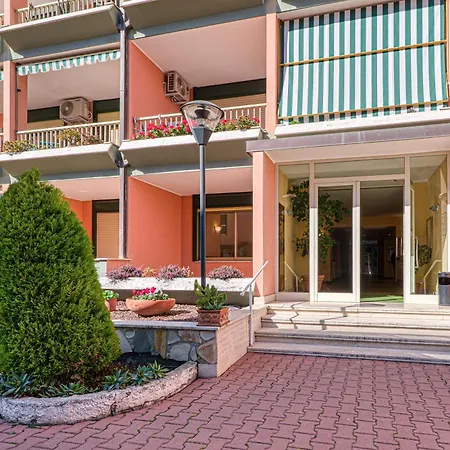 Imperiale Bilocale With Terrace And Ac - Happy *